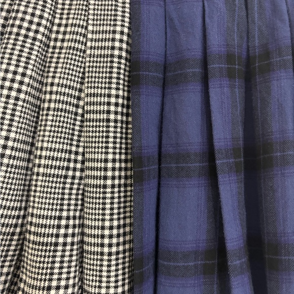 Forever 21 Dual Plaid Plaid Pleated Mini Skirt, XS - Picture 7 of 7